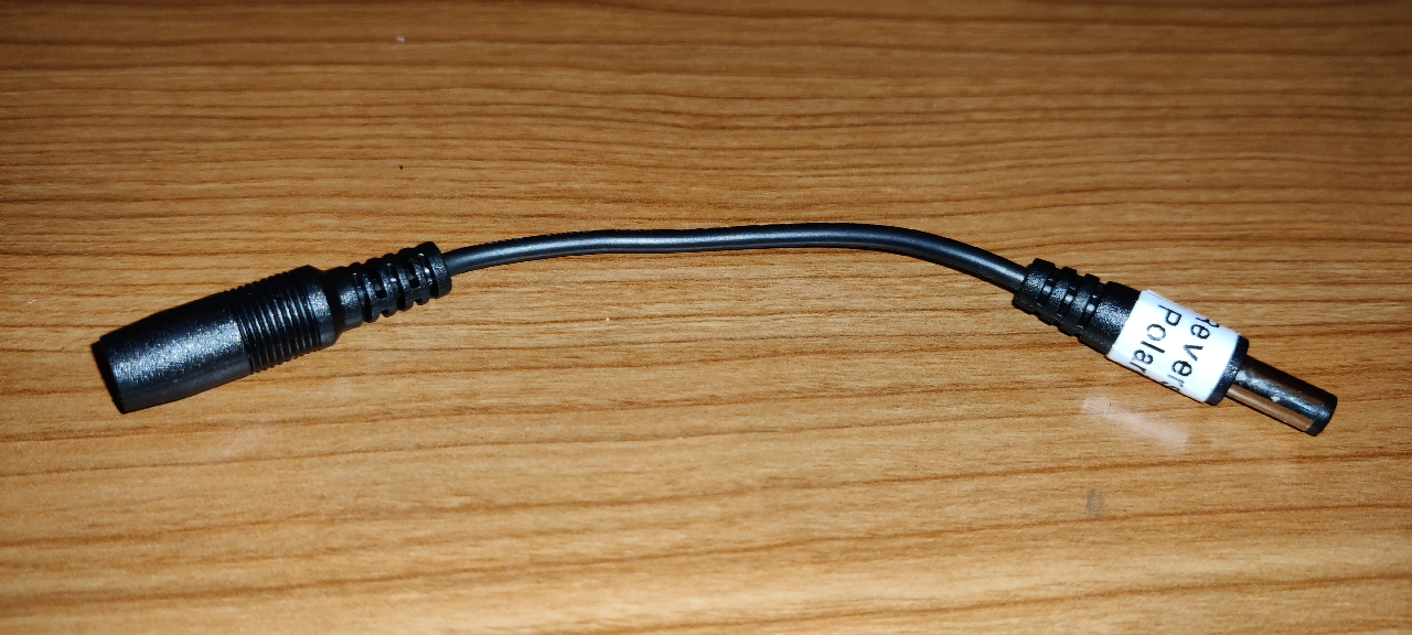 Cavo di alimentazione ZX Spectrum 48K/128K con polarità invertita e spinotto dritto