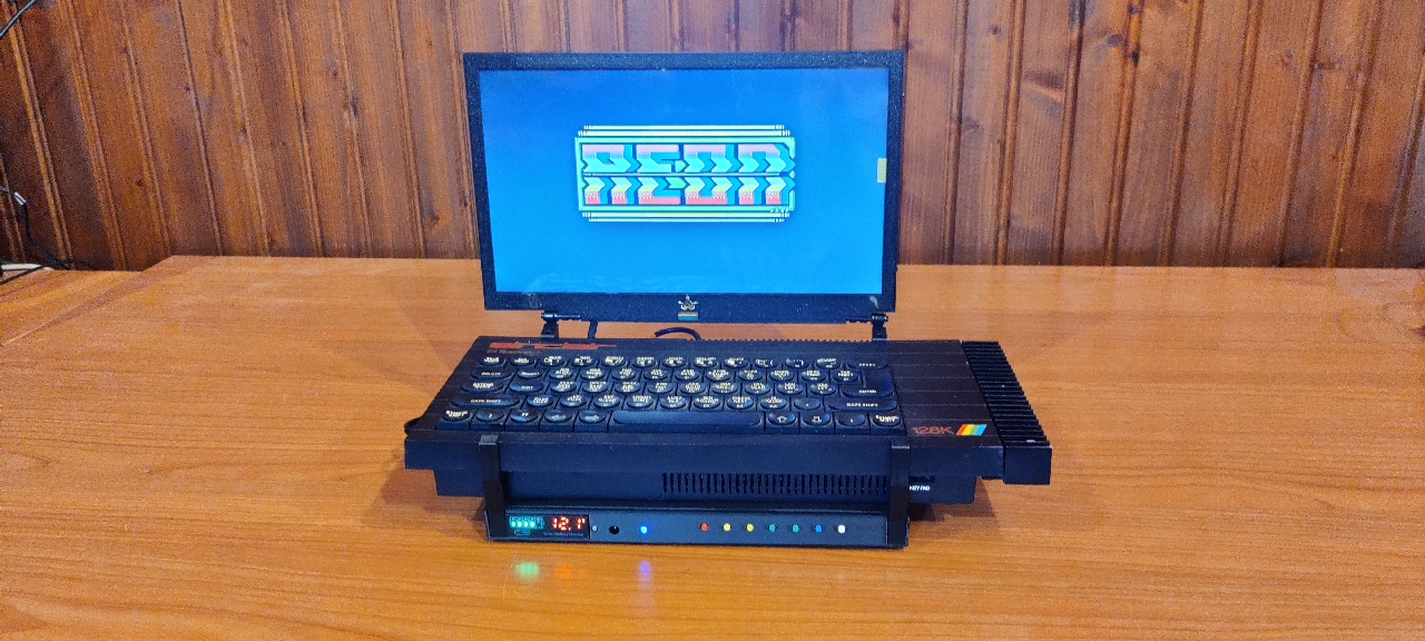 ZX Levitator con ZX Spectrum 128K - Vista frontale aperto